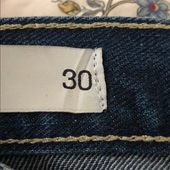 Gap denim skirt (30 in) - Picture 3 of 5